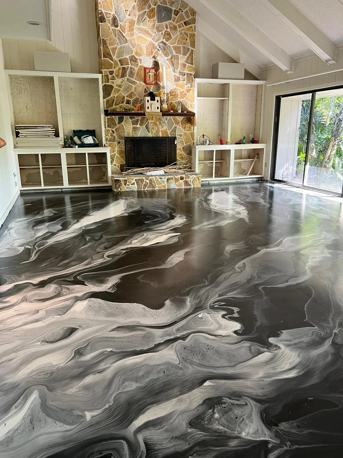 Epoxy flooring installation in Miami